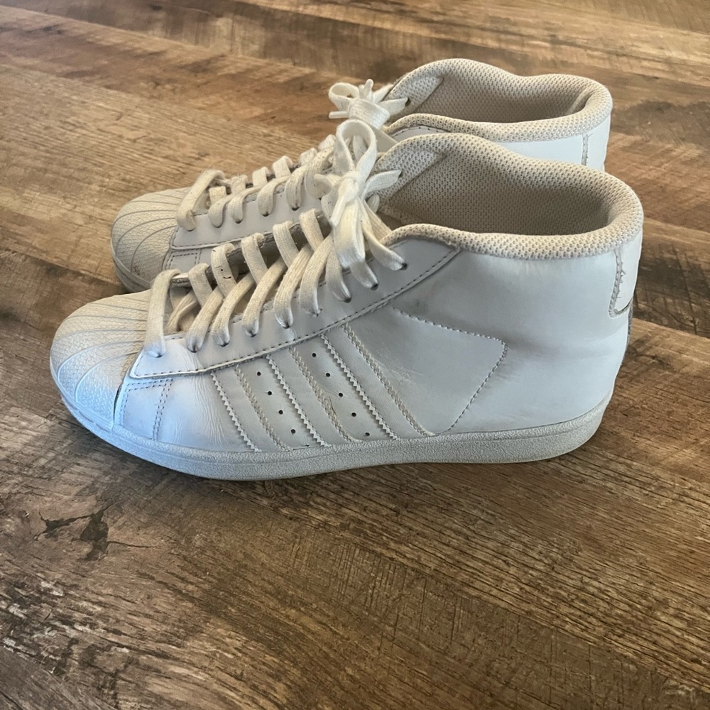 Adidas Pro Model - Picture 2 of 6